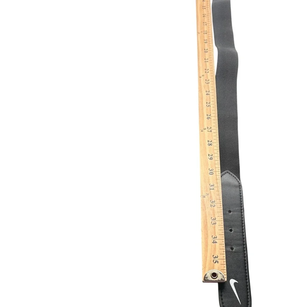 Nike Baseball‎ Belt Boys OS Adjustable Black Silver Buckle Fits Waist 20